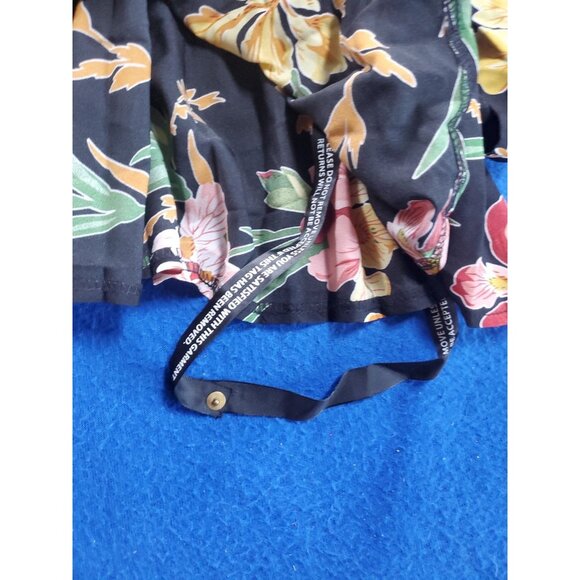 Pretty Little Thing floral pleated midi Dress Hotsell Size 8  NEW - Picture 13 of 16